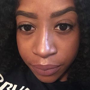 Meet your Posher, Deanna